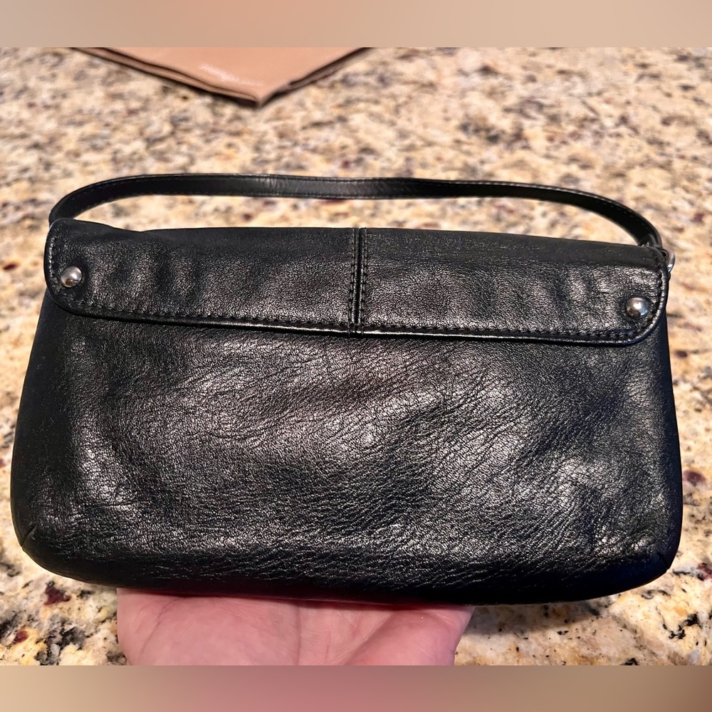 Pre-loved in Excellent Condition: COACH Ashley Wristlet/Clutch-Style Evening Bag - Picture 2 of 7